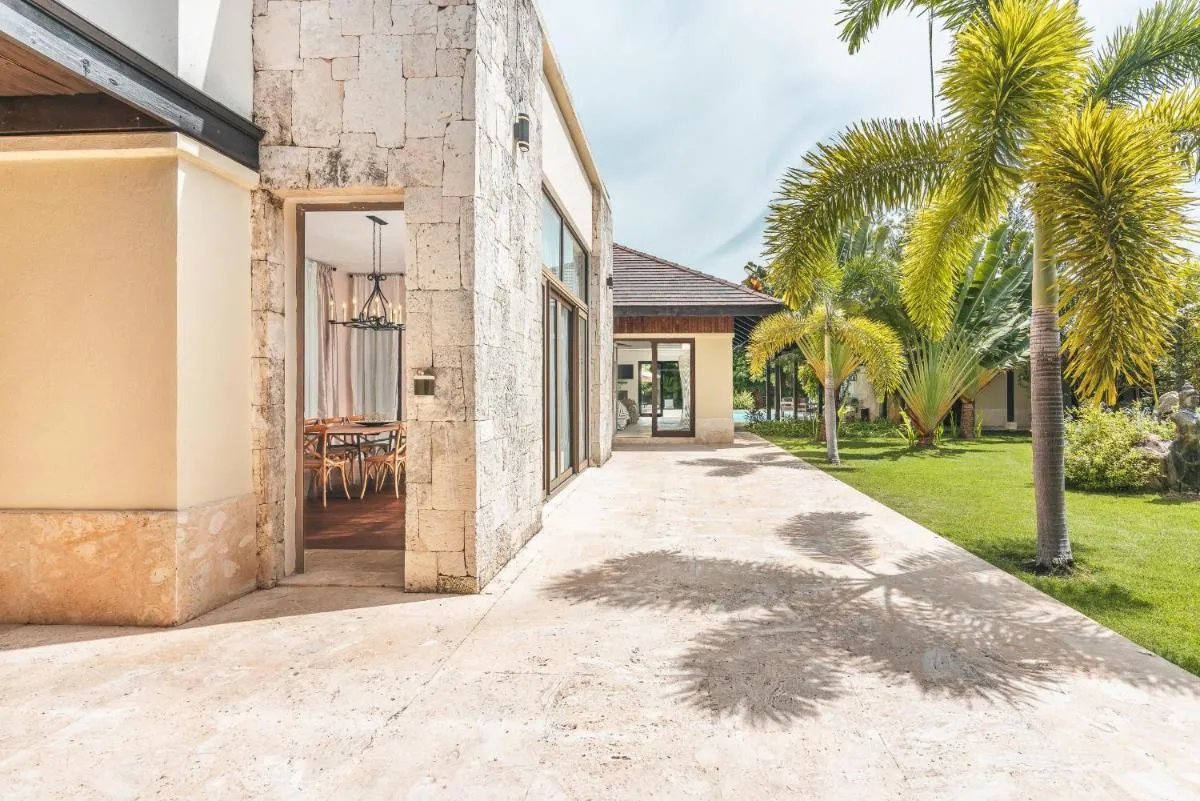 Image 6 of Amazing villa with pool maid jacuzzi in Cap Cana