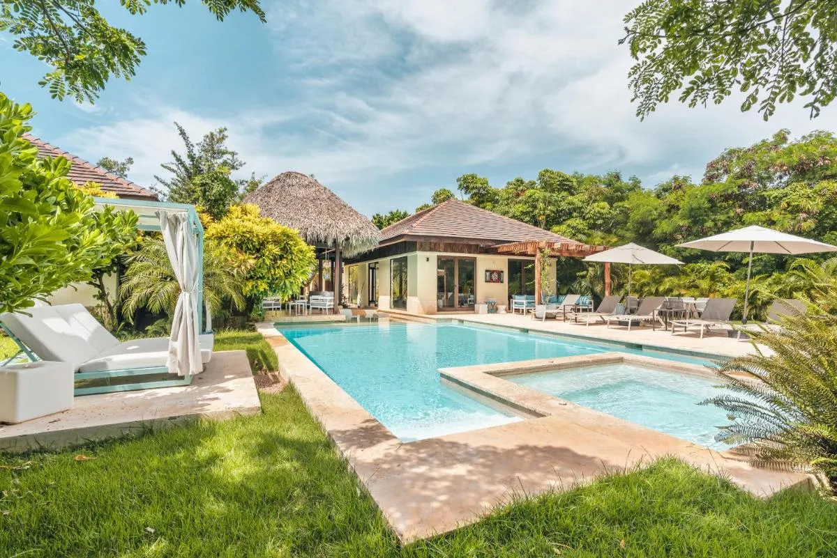 Image 3 of Amazing villa with pool maid jacuzzi in Cap Cana