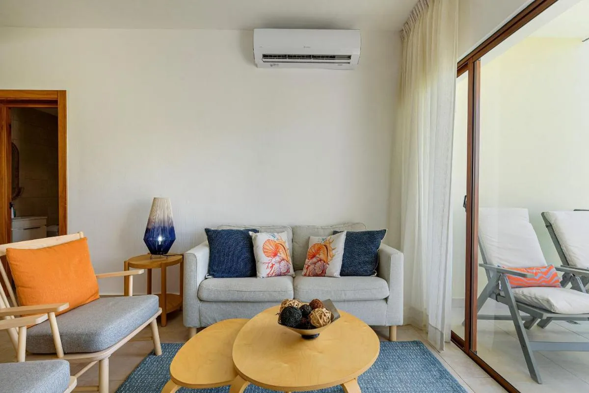 Image 2 of Apartamento con piscina dos habitaciones gimnasio