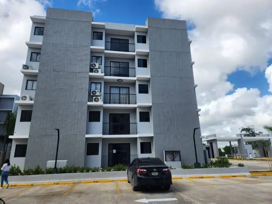 Image 2 of Apto. El Escape