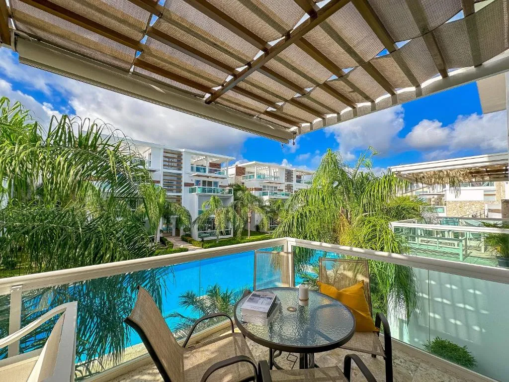 Image of Beautiful 2 BR apartment with BBQ