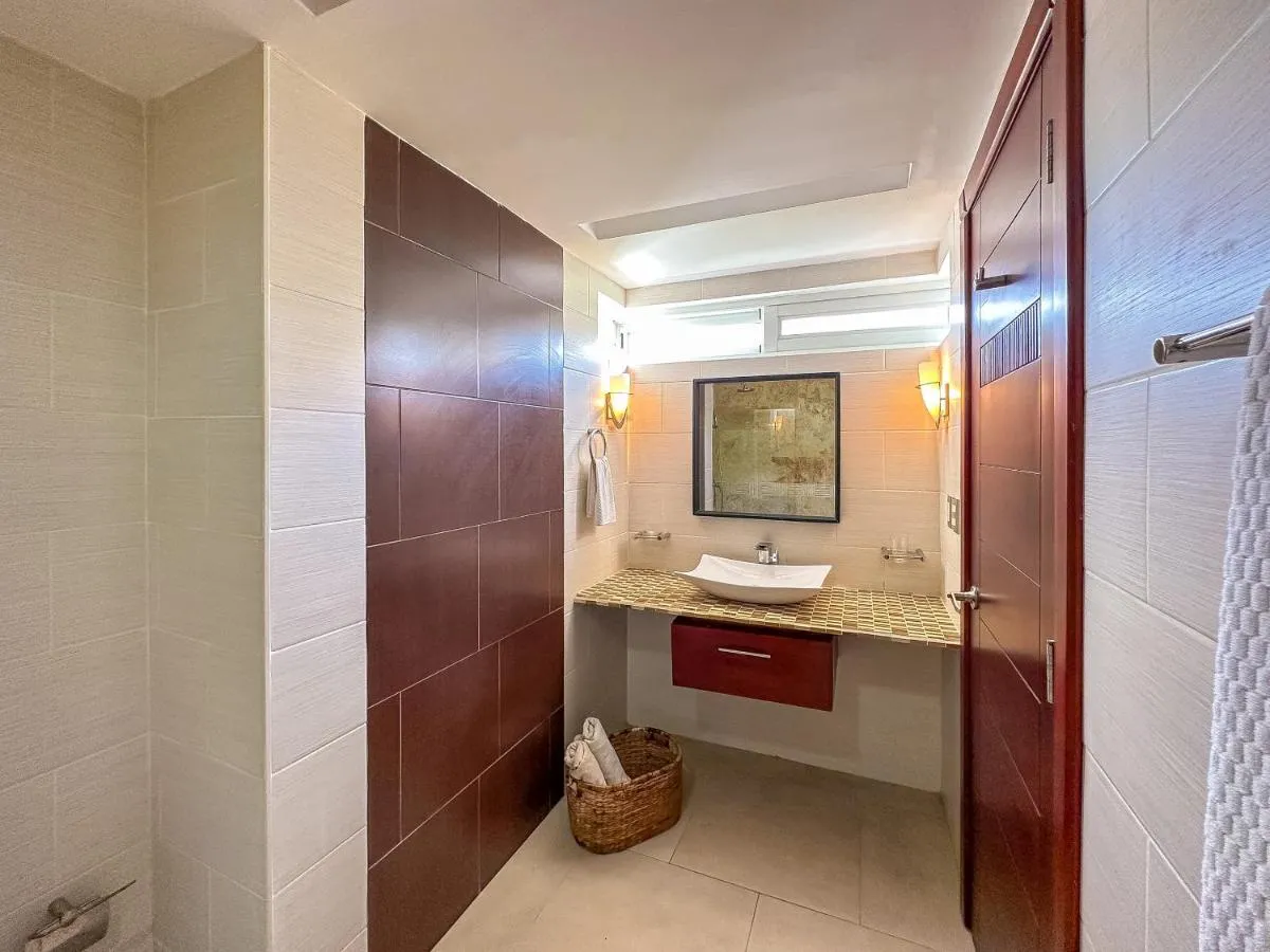 Image 2 of Beautiful 2 BR apartment with BBQ