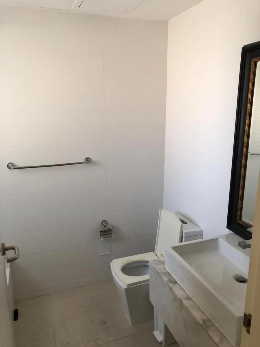 Image 5 of Beautiful One Bedroom unit with pool and Beach club in a Golf Project