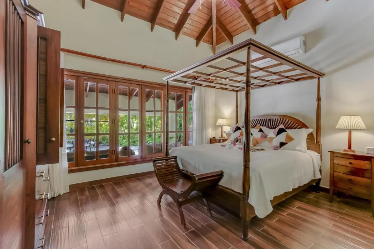 Image 1 of Beautiful Villa with Pool, Gym & Maid