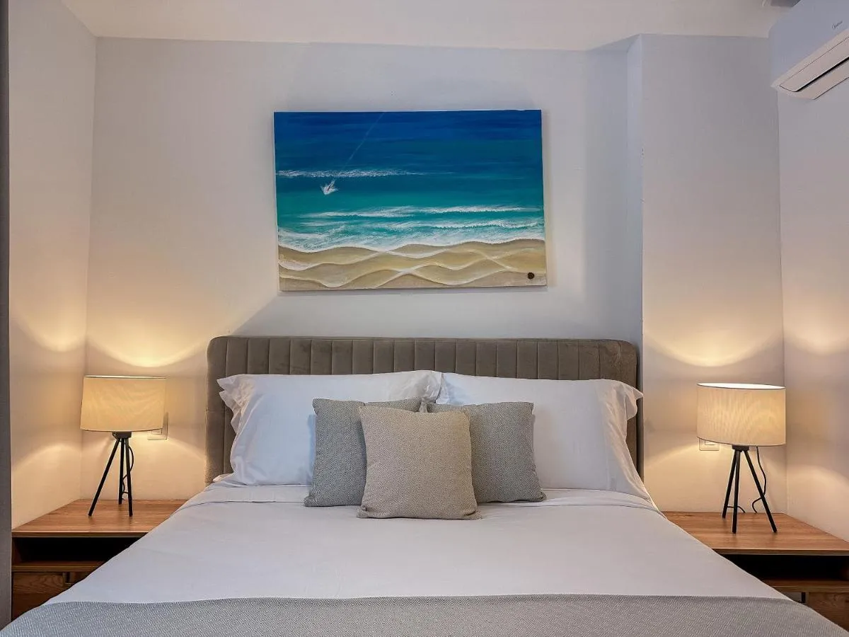 Image 6 of Beautiful and modern new condo on the beach