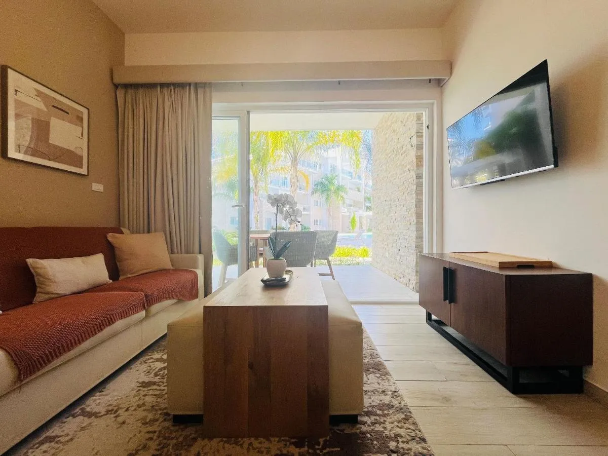 Image 5 of Beauty Pool views Paseo Playa Coral steps to the beach