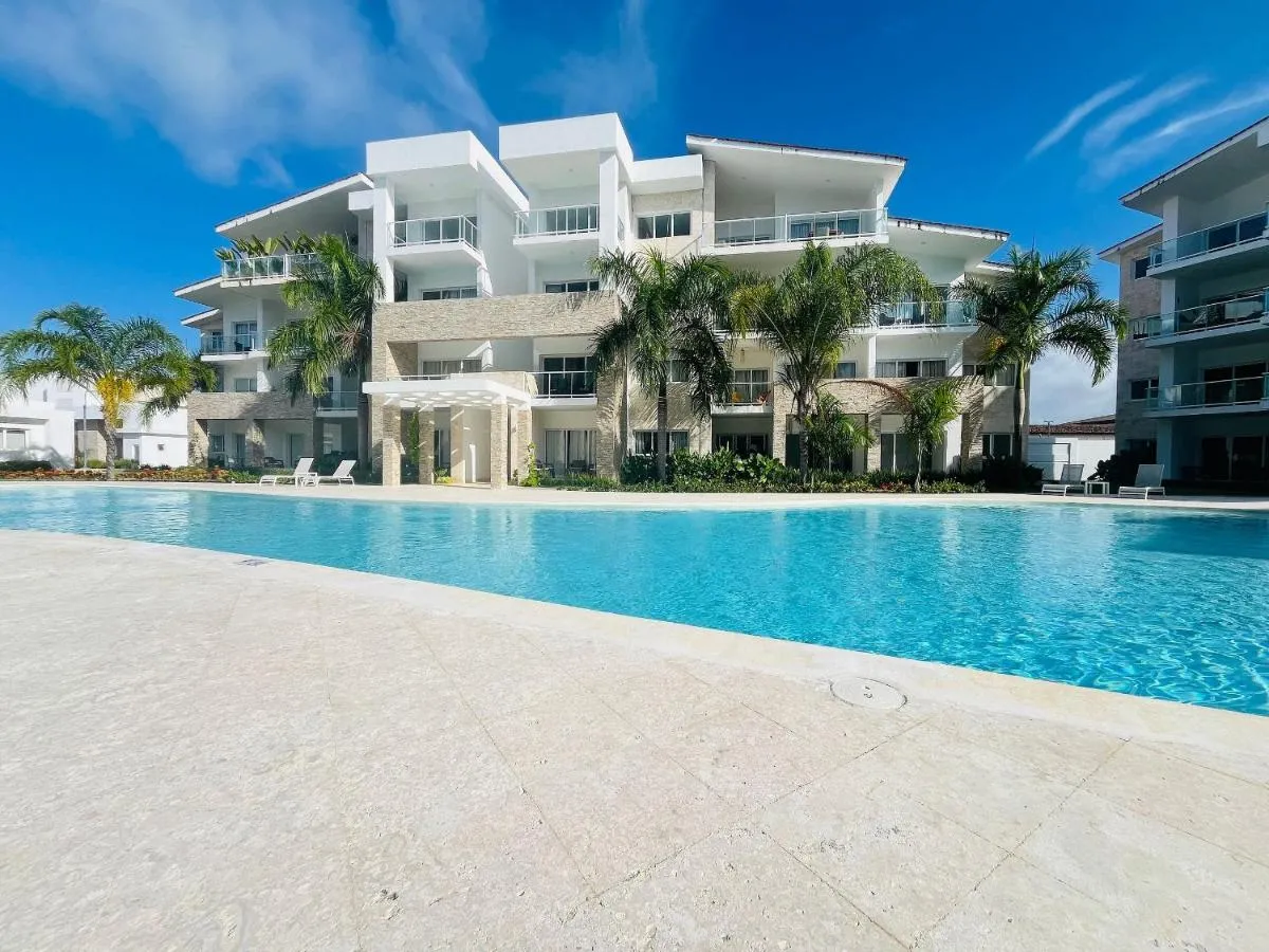 Image 3 of Beauty Pool views Paseo Playa Coral steps to the beach