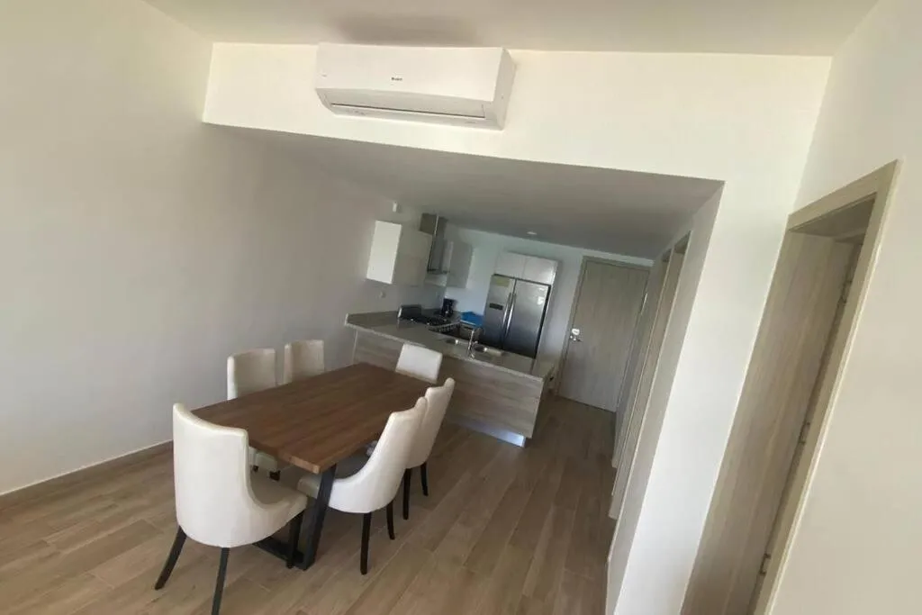 Image 6 of Bello apartamento en The Beach