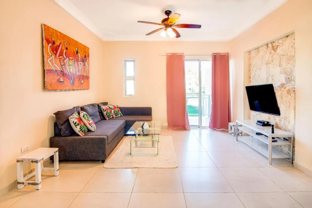 Image 2 of Caribbean Treasure