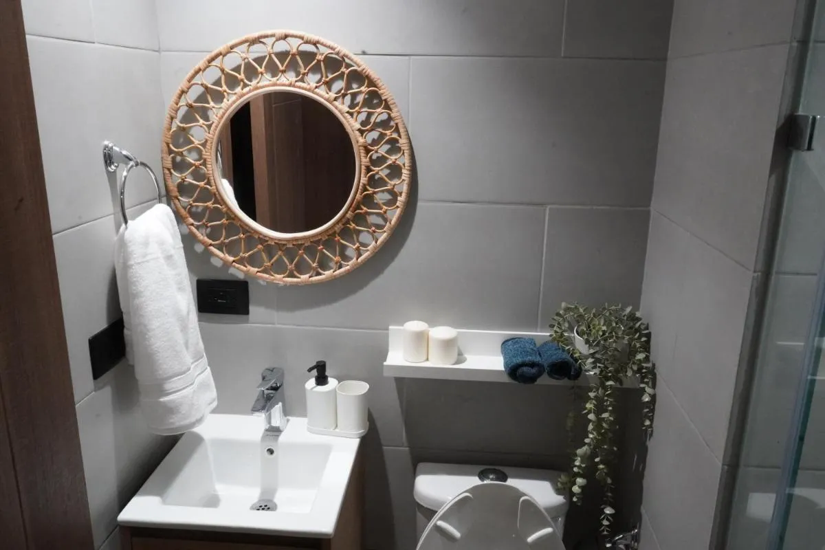 Image 2 of Central Park 203