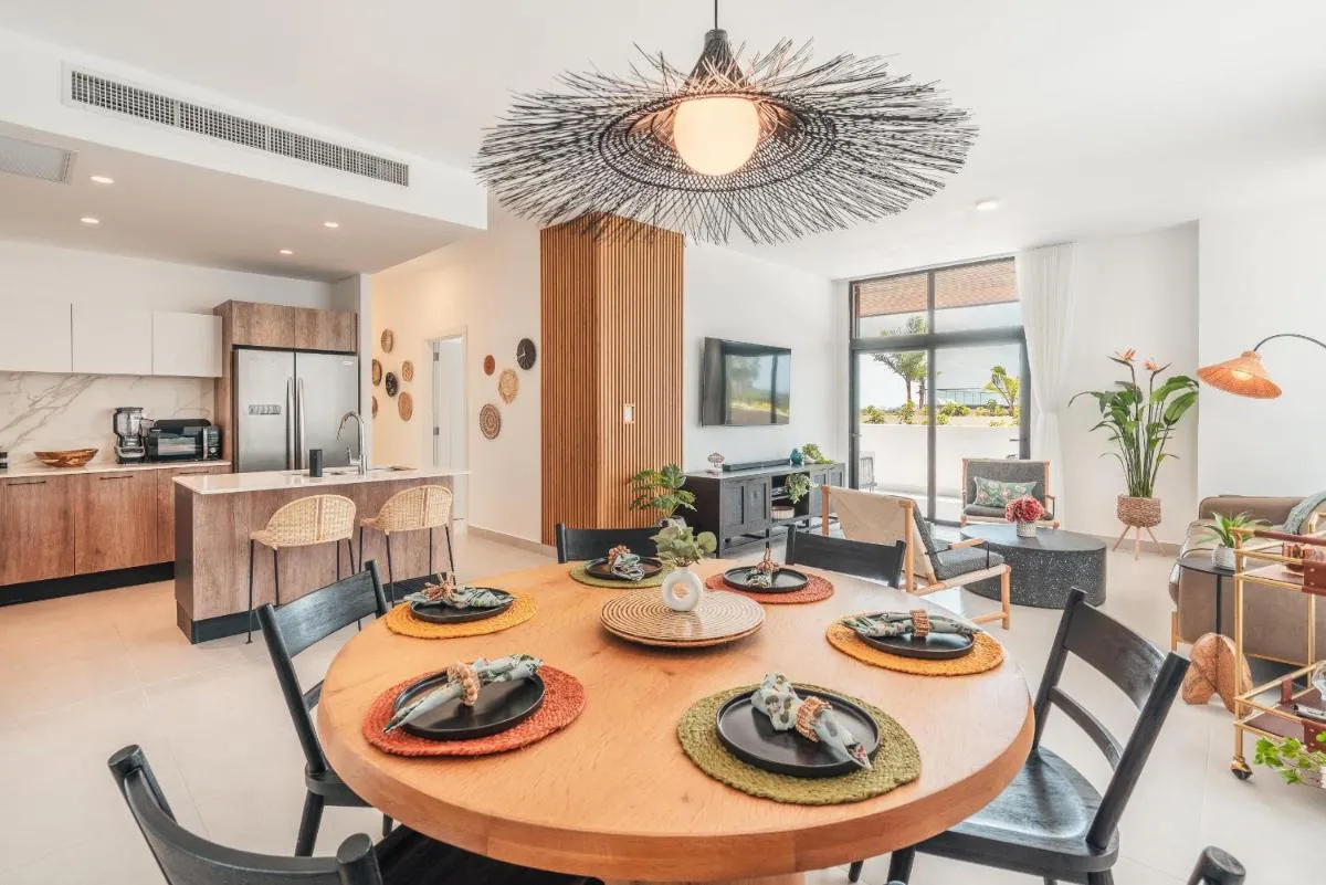 Image 3 of Comfortable 3-br apartment at Cap Can AZZ