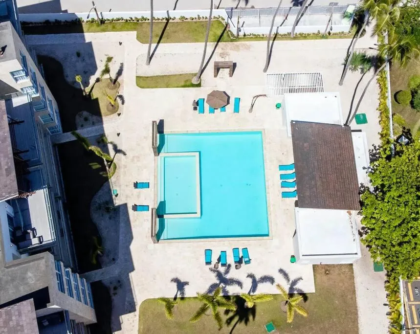 Image of Corals Retreat 2BR Beach Condo