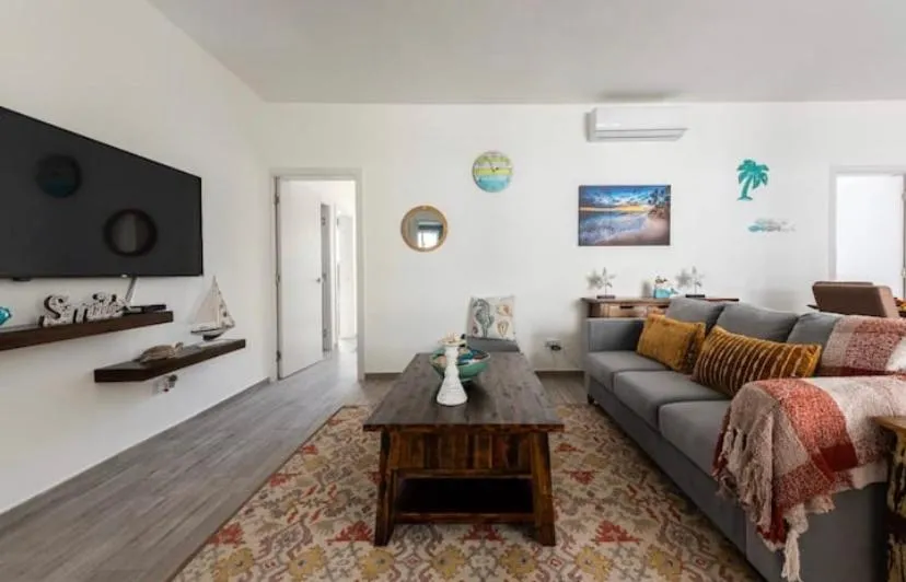 Image 1 of Cozy 2 bedroom apartment 7 minutes walk to beach.