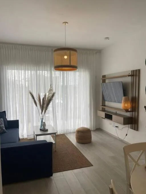 Image 6 of Cozy & Chic 1 bedroom apartment at Hard Rock