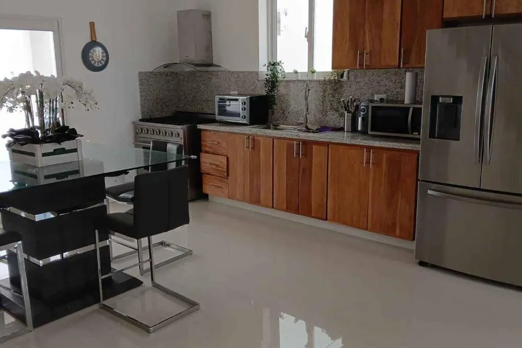 Image 1 of Cozy Villa 10 minutes from Beach