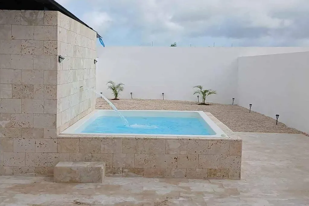 Image 2 of Cozy Villa 10 minutes from Beach