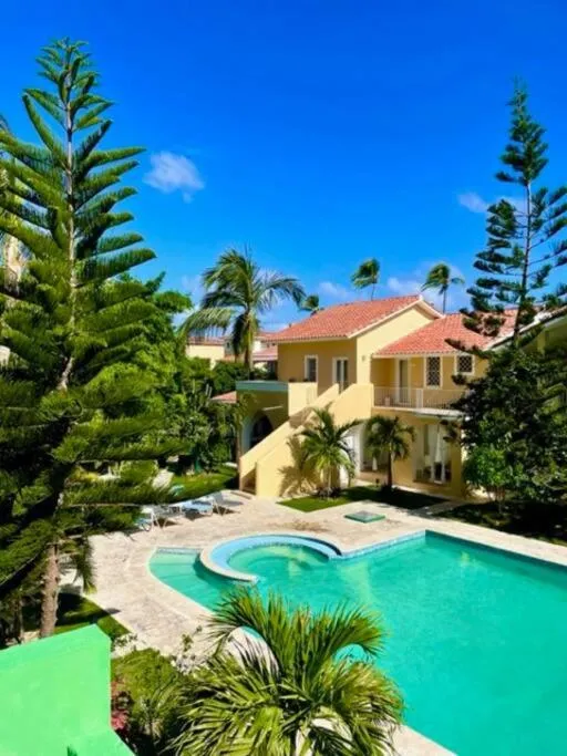 Image 2 of Disfruta de tus vacaciones en Bávaro/Punta Cana