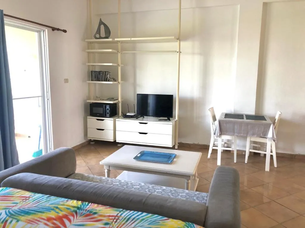 Image 5 of El Dorado Condo 208A