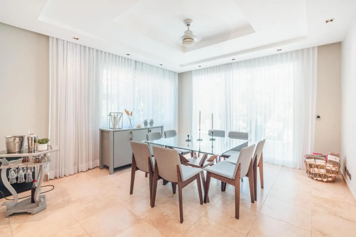 Image 6 of Enjoy this modern pet and family friendly villa B6