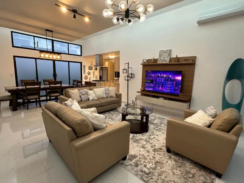 Image of Excelente Villa con piscina de 3 rooms 2,5 bath