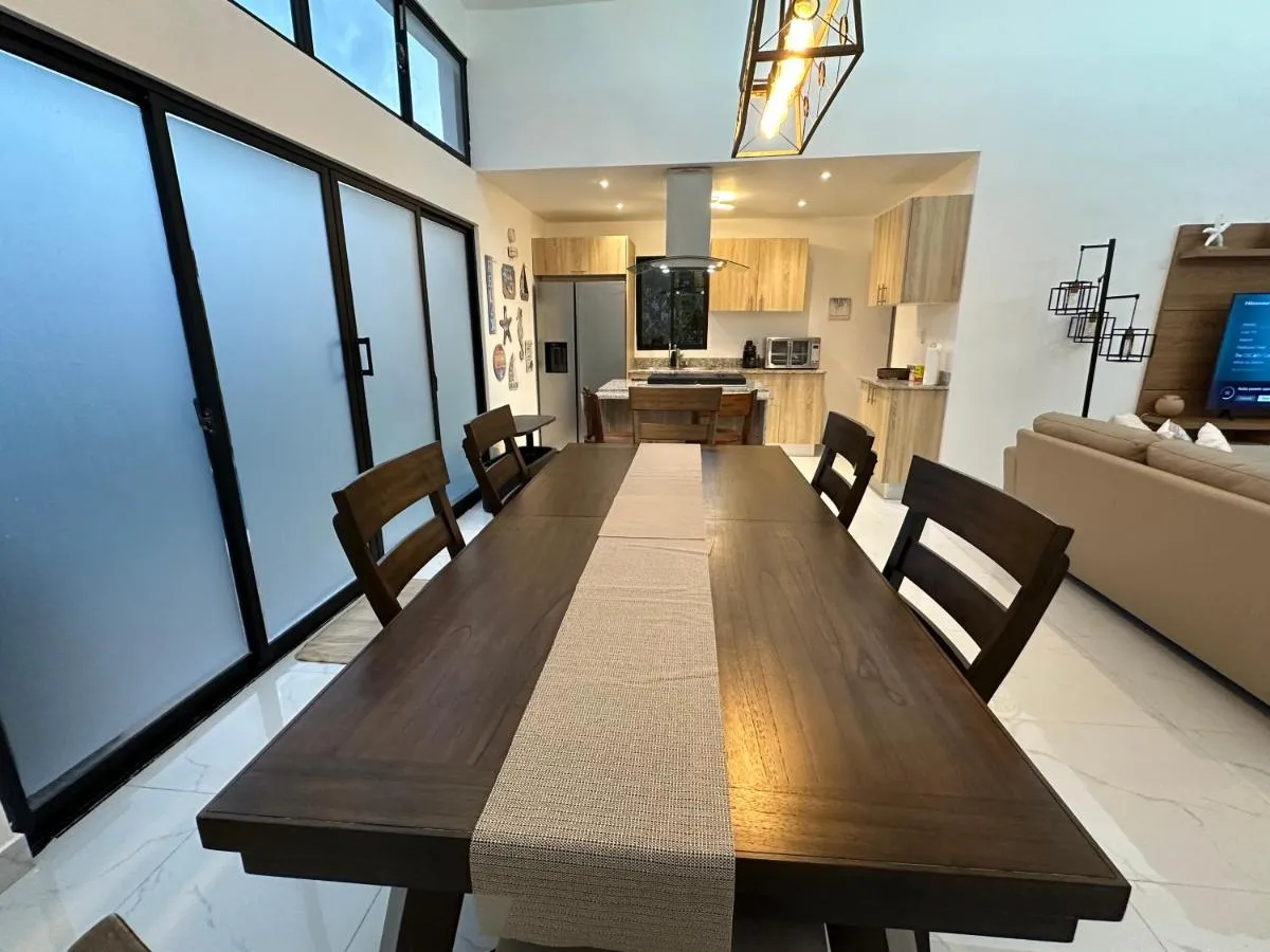 Image 6 of Excelente Villa con piscina de 3 rooms 2,5 bath