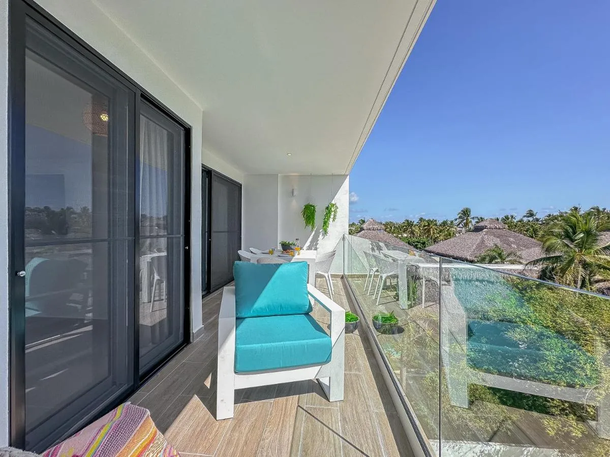 Image 2 of Fantastic Beach Penthouse with rooftop and BBQ