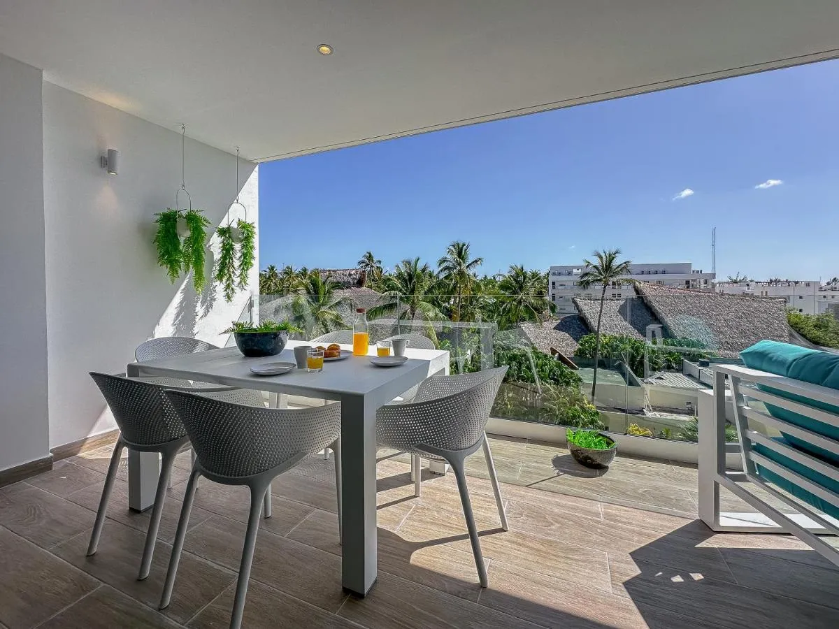 Image 3 of Fantastic Beach Penthouse with rooftop and BBQ