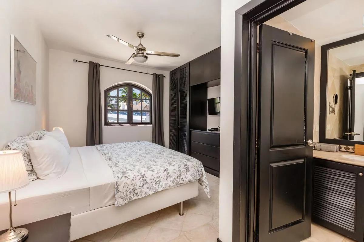 Image 2 of Flor del Mar Condo Punta Cana Beachfront