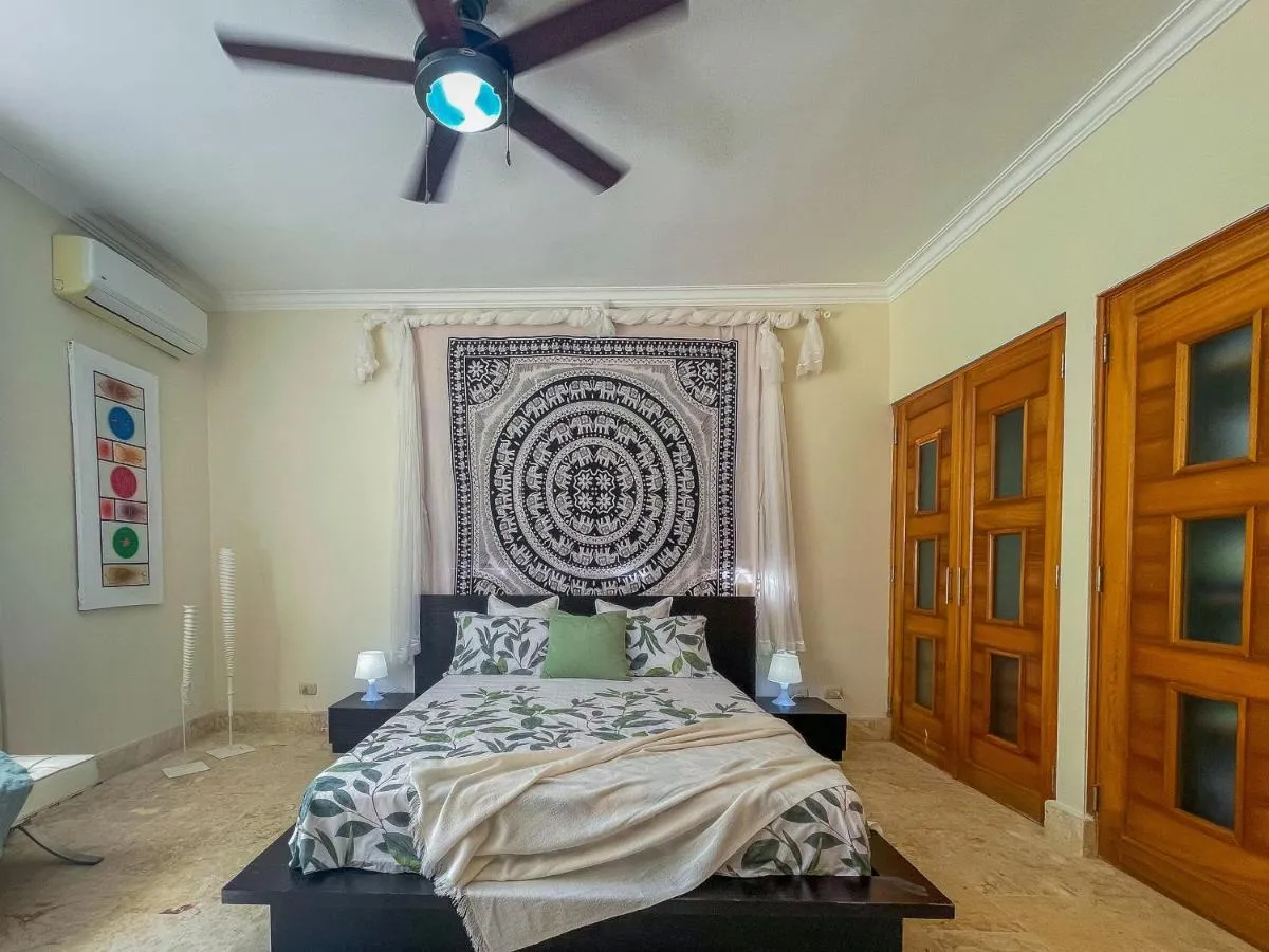 Image 6 of Great 2 BR apartment only 30 seconds walking distance from the beach – BRA1