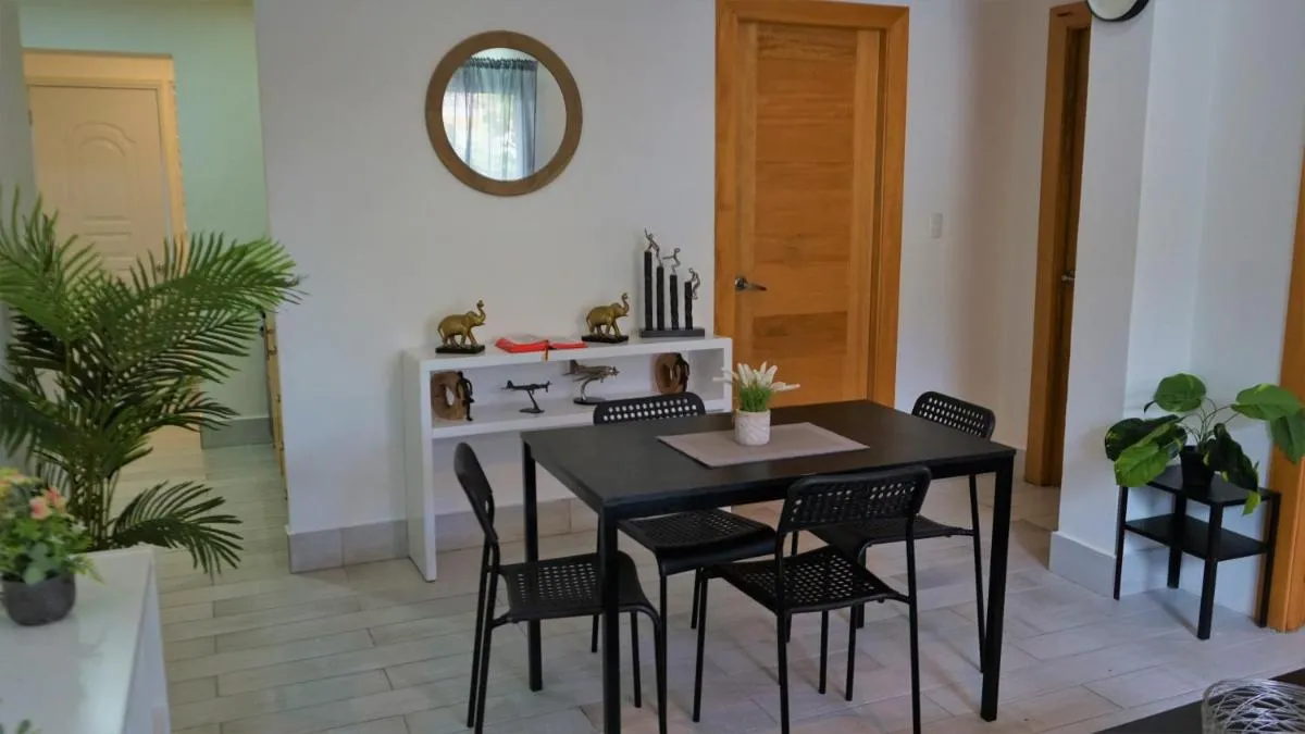 Image 4 of La Yarolina