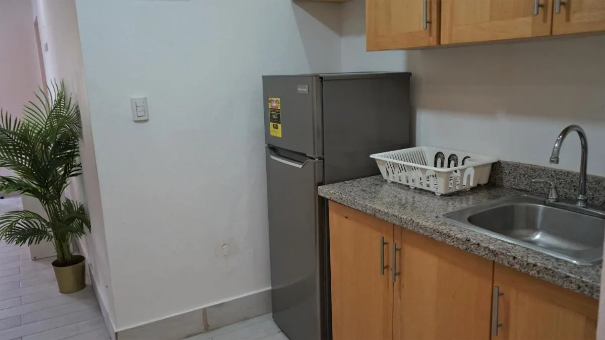 Image 2 of La Yarolina