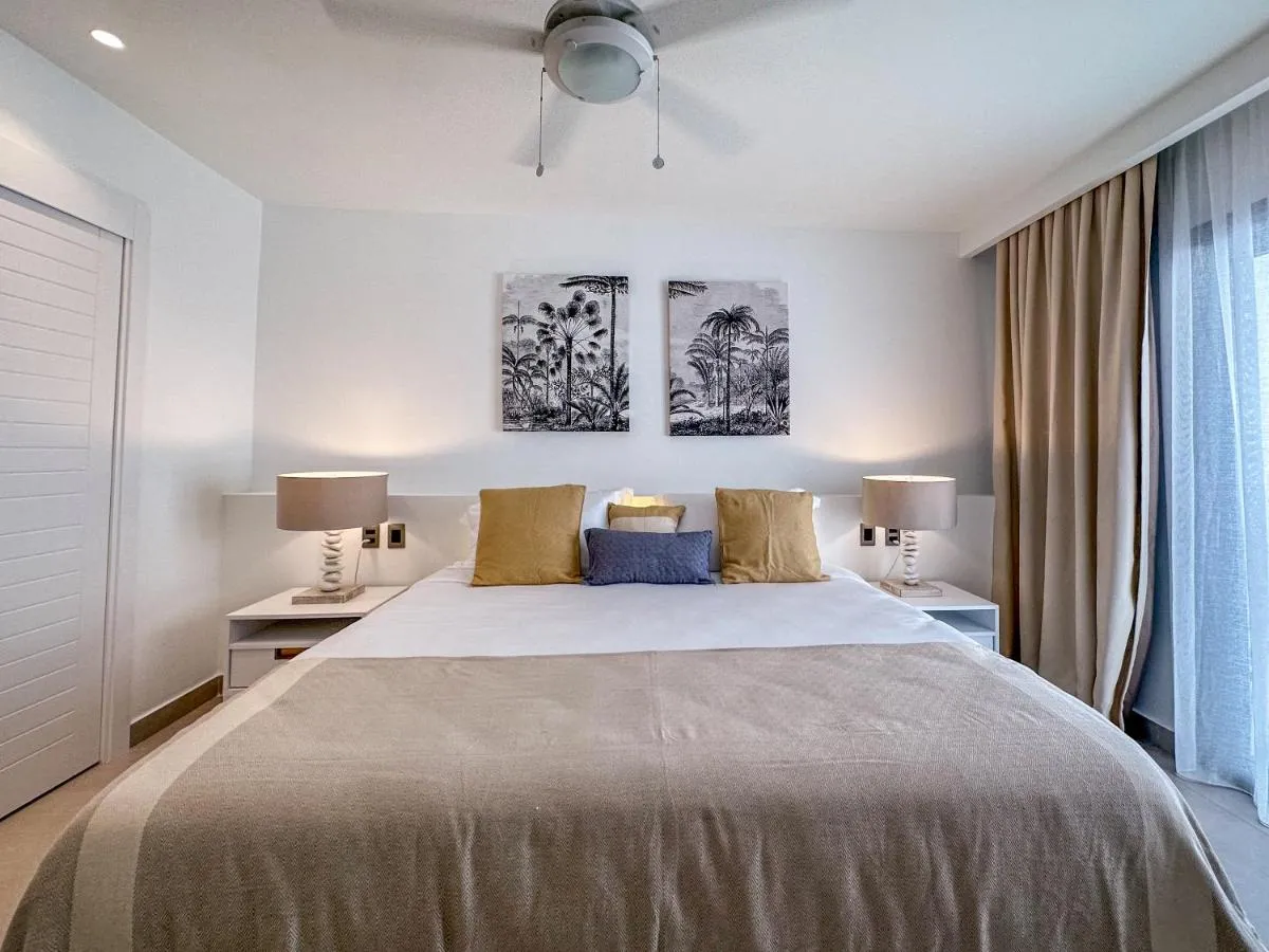 Image 2 of Luxury 3 bedroom apartment at the beach