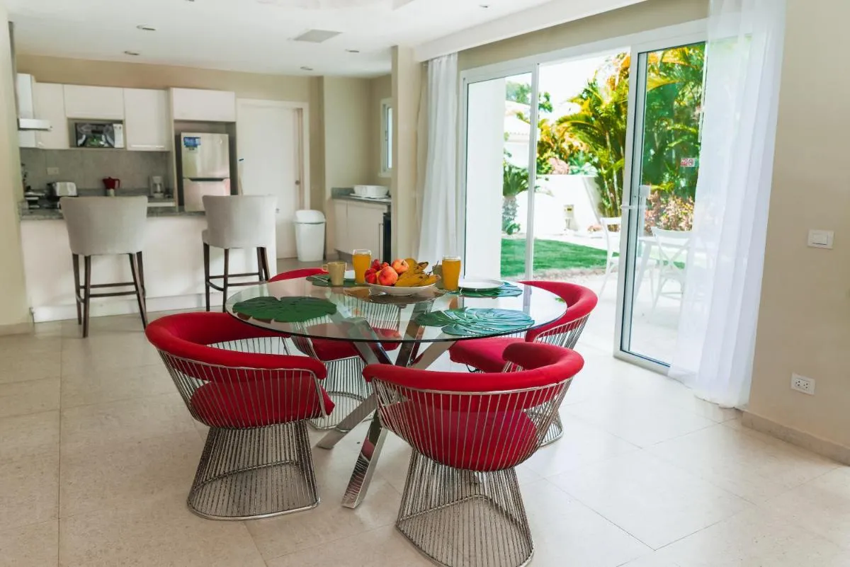 Image 2 of Luxury Private Villas with Pool, Private Beach, BBQ