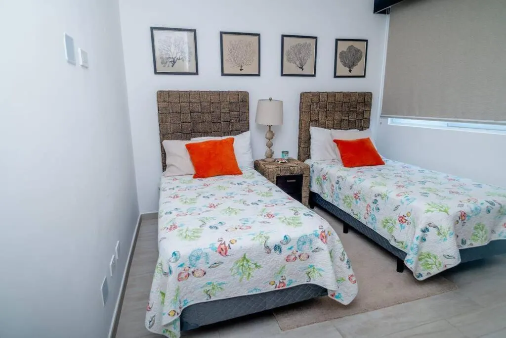 Image 5 of Luxury and Comfort Golf & Pool