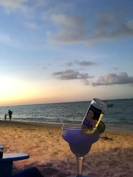 Image 4 of Luxury apartment a few steps from the beach