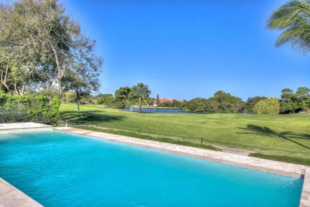 Image of Luxury, golf and comfort in the Caribbean