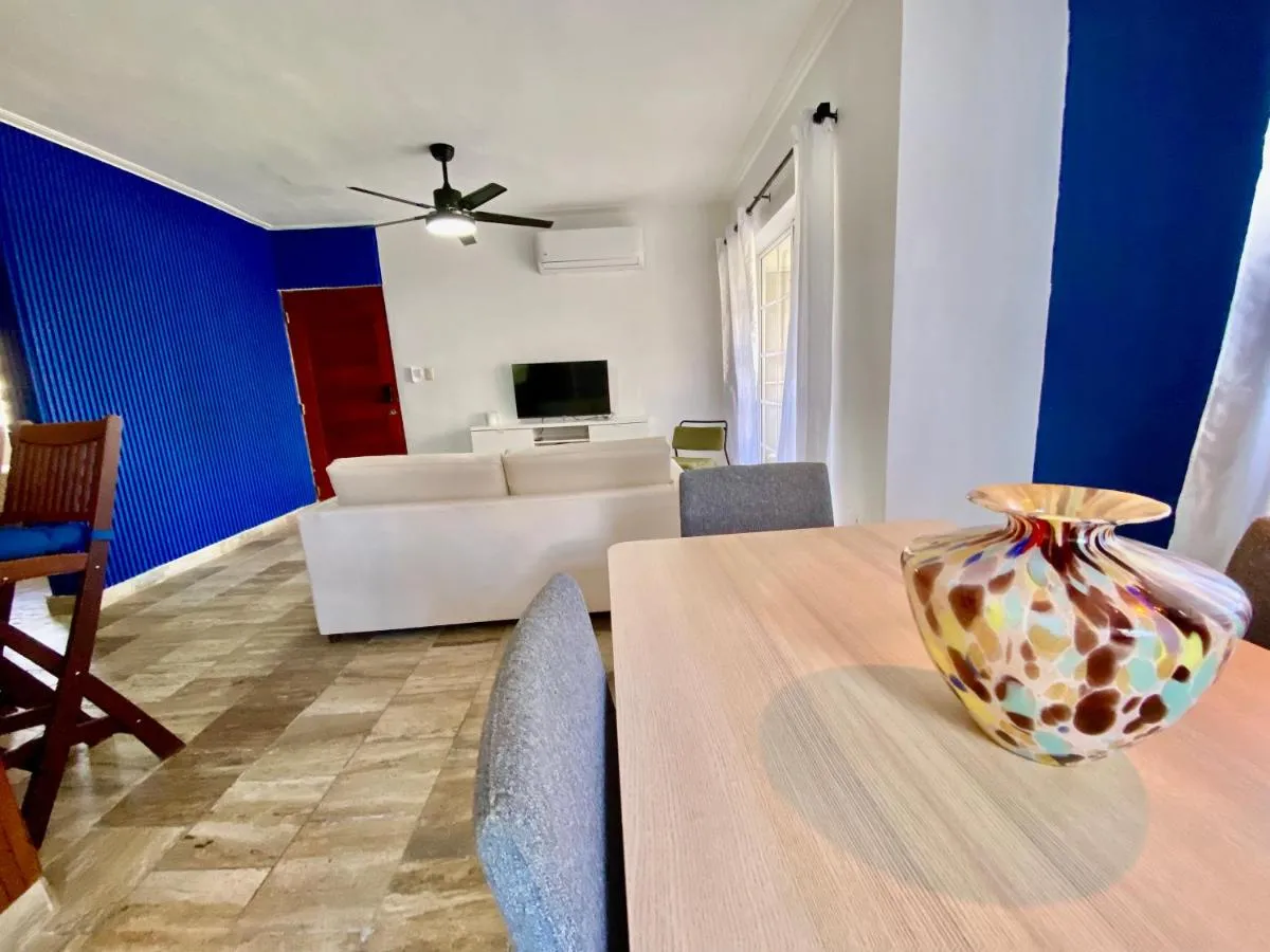 Image 4 of Madonna1 pool beach los corales Arenas de Bavaro