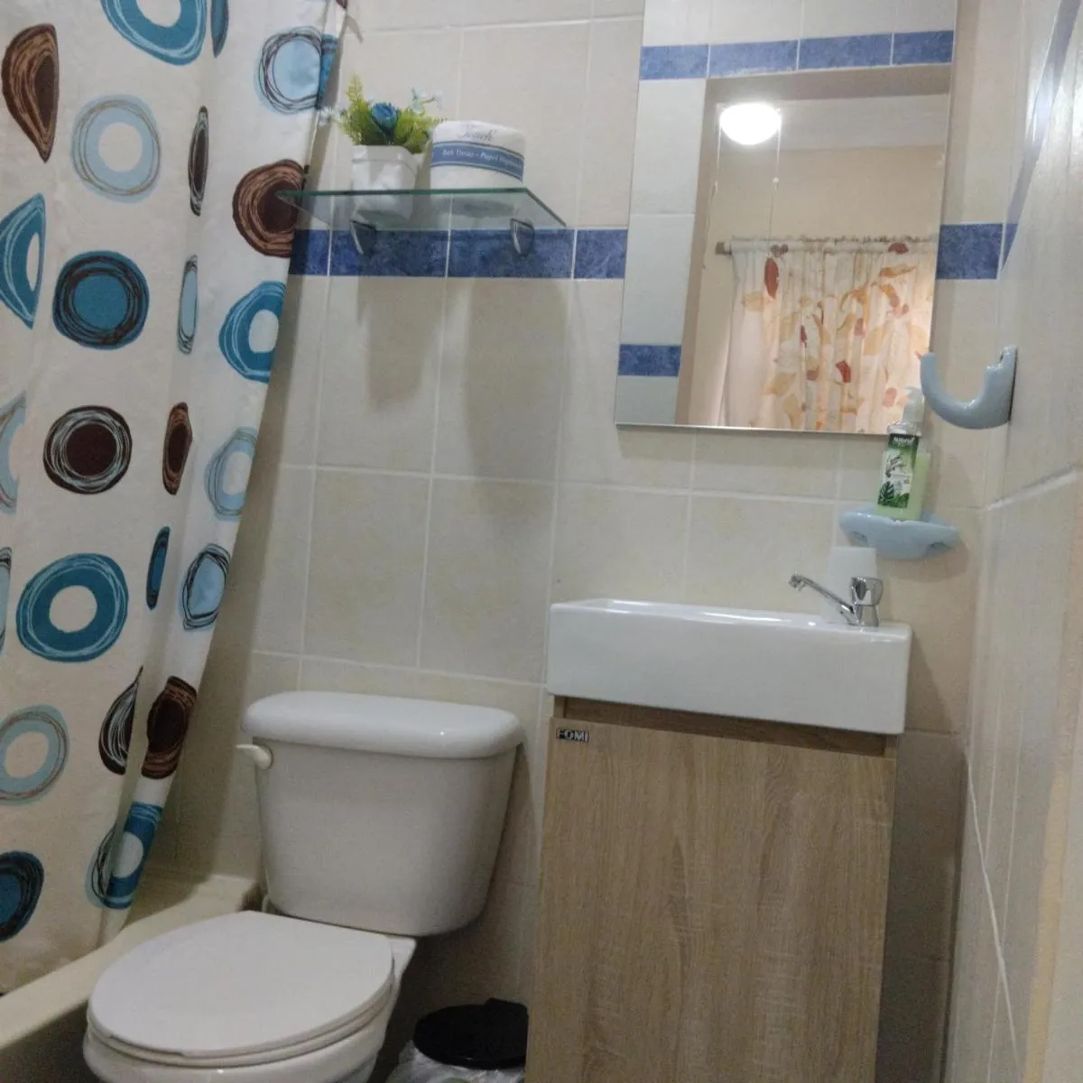 Image 4 of Nely y Pietro share apartment