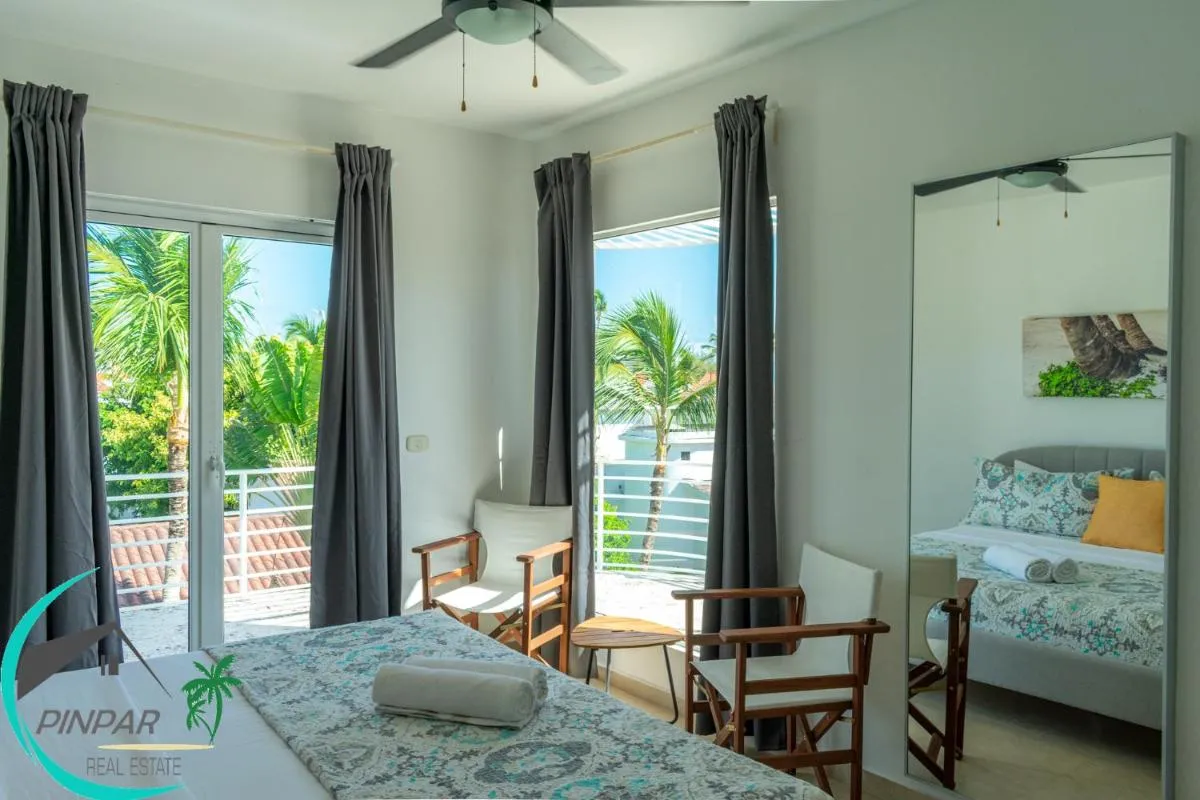 Image 1 of OCEAN VIEW! LUX PENTHOUSE 3Br, 3Bt, POOL VIEW