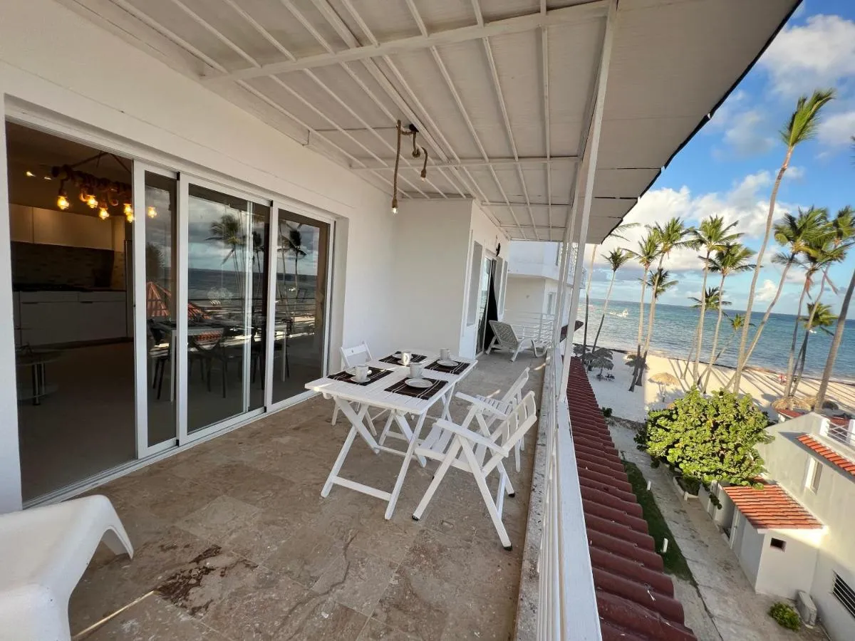 Image 2 of Oreuga Private Beach Sea View