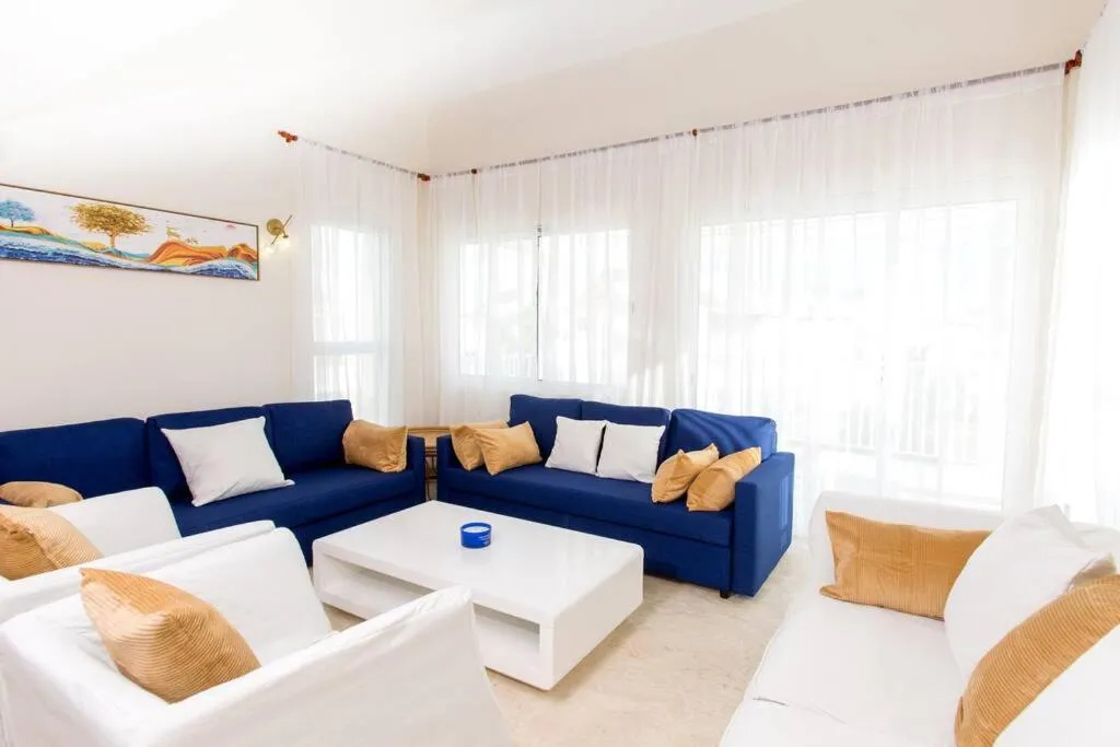 Image of Paradise Found! 4BR, Pool, Rooftop & Ocean Views