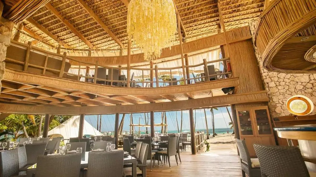 Image 2 of Playa Coral Condo in Paradise F22