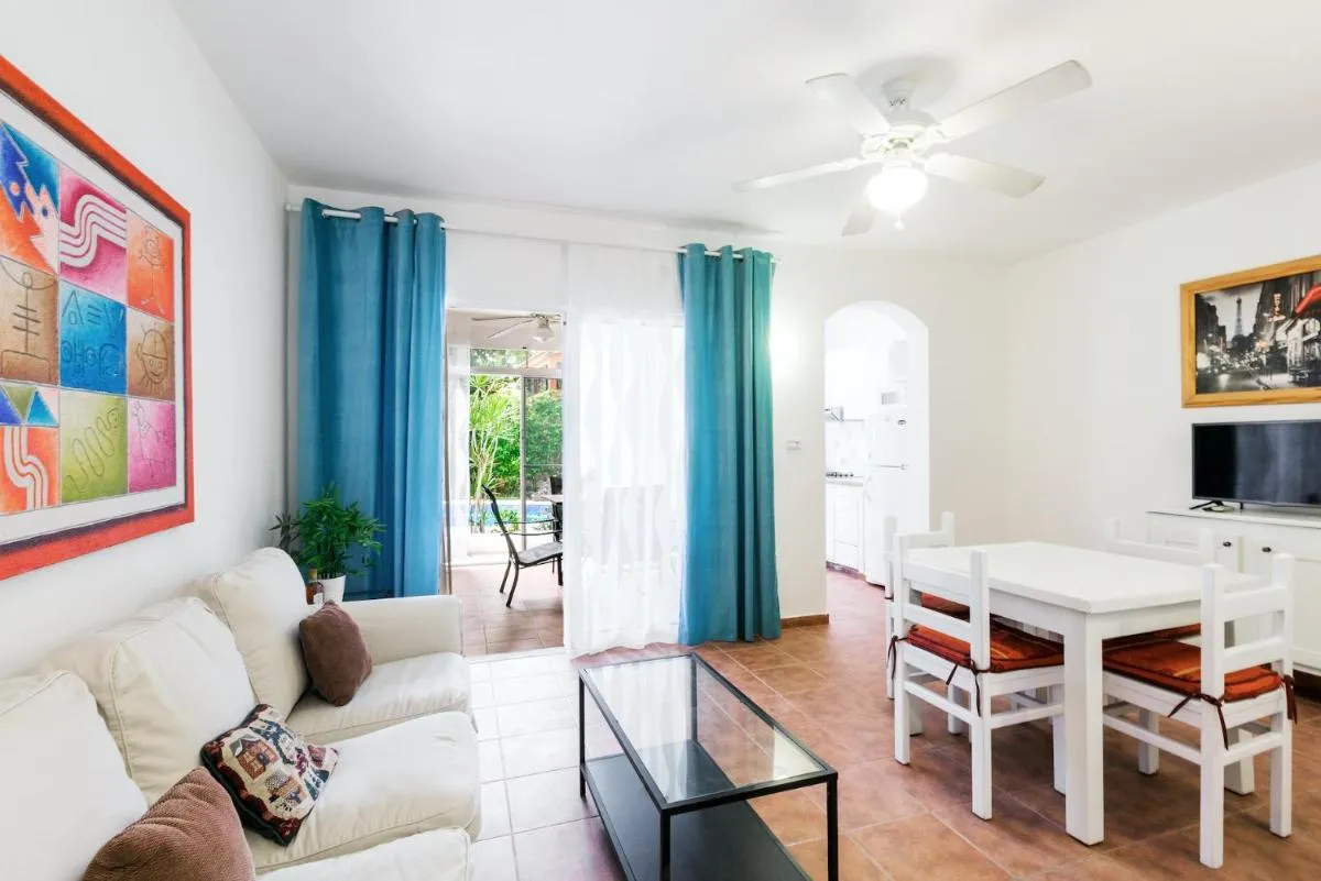 Image 1 of Pool View Condo