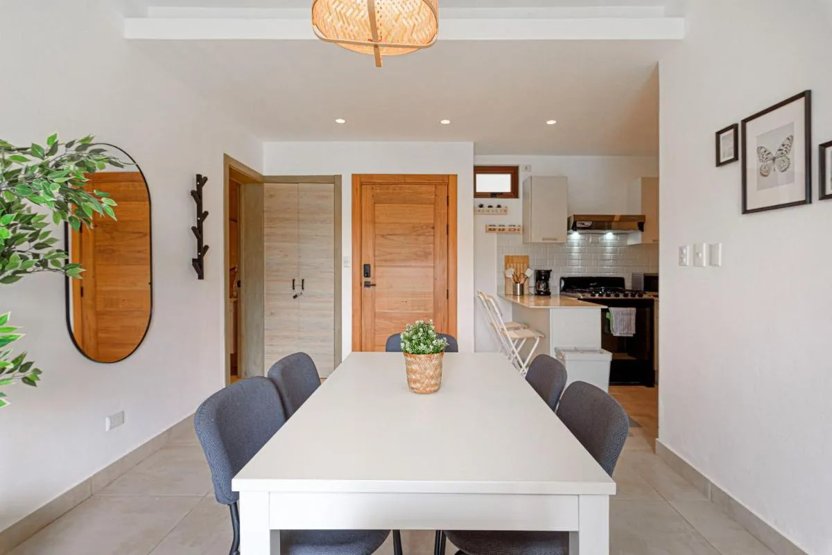 Image 6 of Primer piso frente a la piscina con gimnasio