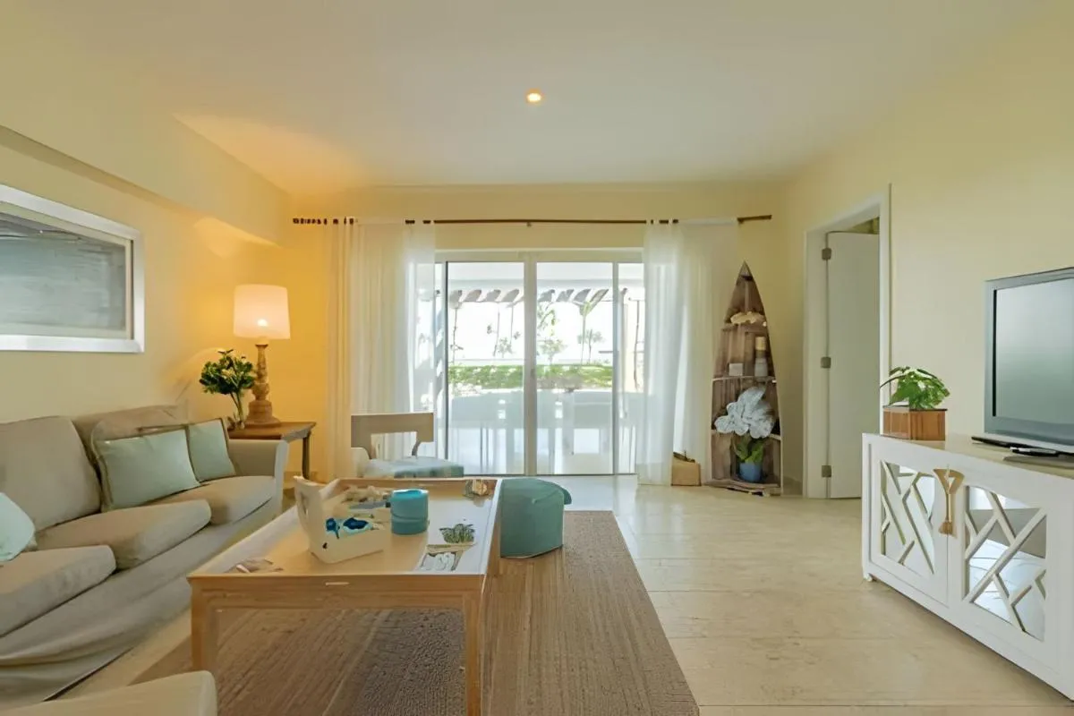 Image 3 of Punta Palmera Beach Front 3b apartment Cap Cana