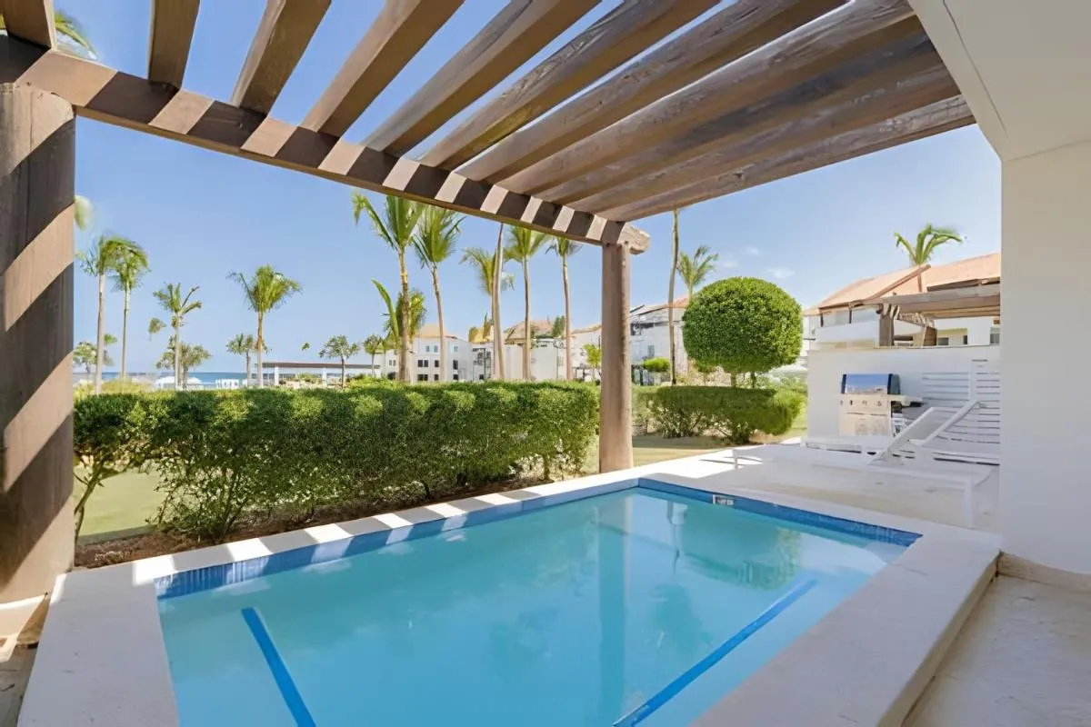Image 5 of Punta Palmera Beach Front 3b apartment Cap Cana