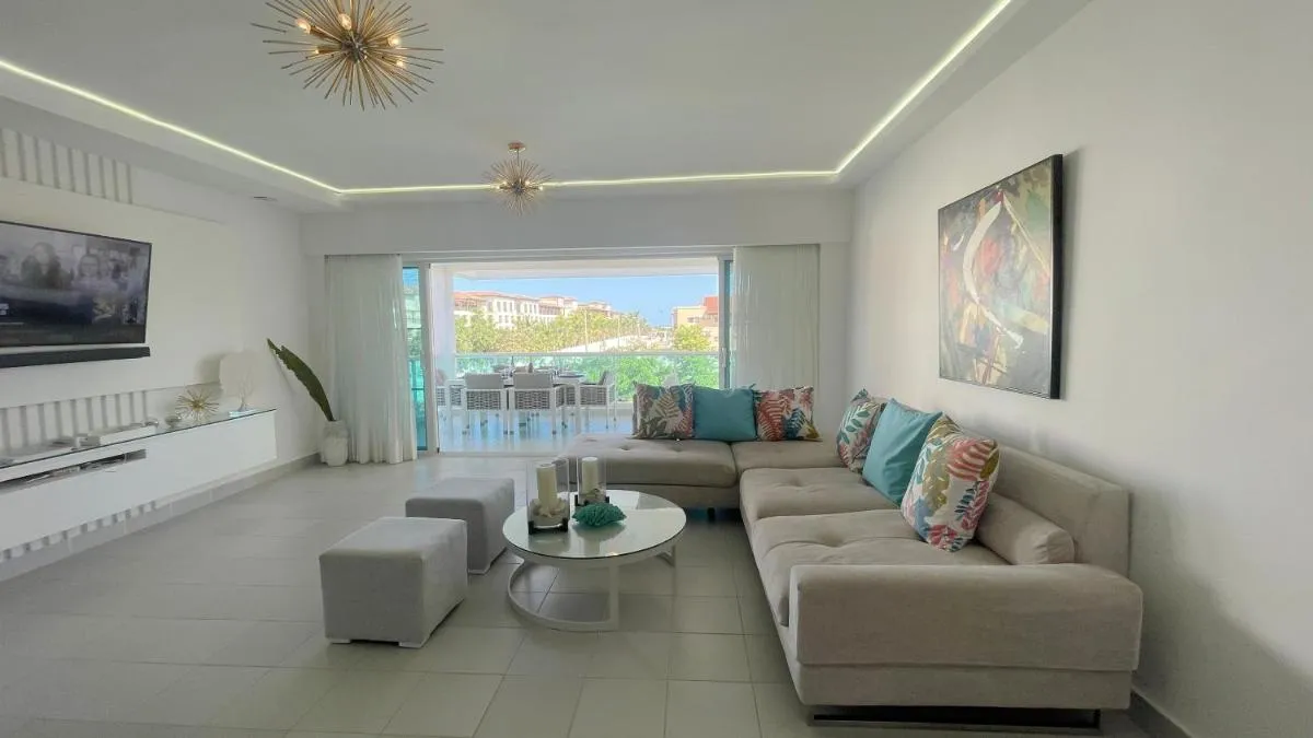 Image 1 of Relaxing 2 Bedroom Ocean View with Pool Close to the Beach