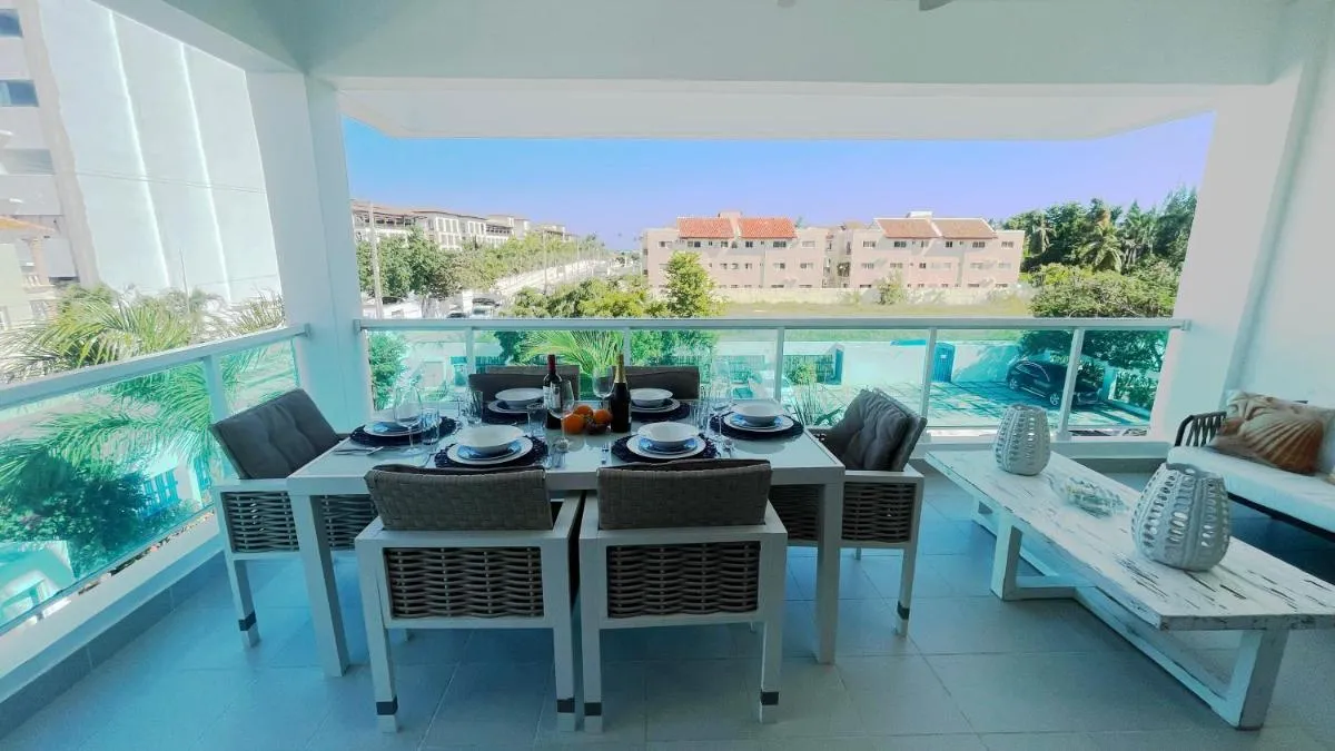 Image 5 of Relaxing 2 Bedroom Ocean View with Pool Close to the Beach