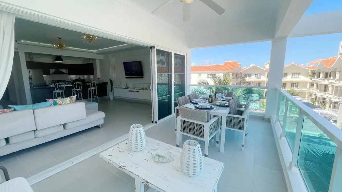 Image 6 of Relaxing 2 Bedroom Ocean View with Pool Close to the Beach