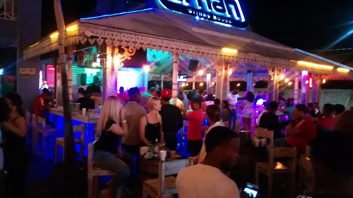 Image 5 of Rolando share apart